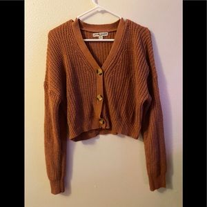 Cropped Knit Cardigan